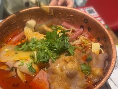 -成都你六姐·牛肉冒菜(城市集市合生汇店)