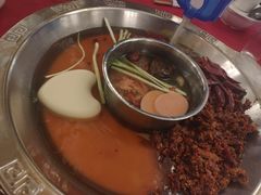 -山城年华老火锅(玉林店)