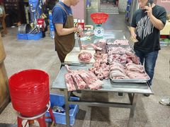 -标记美食新鲜猪杂(兴南大道店)