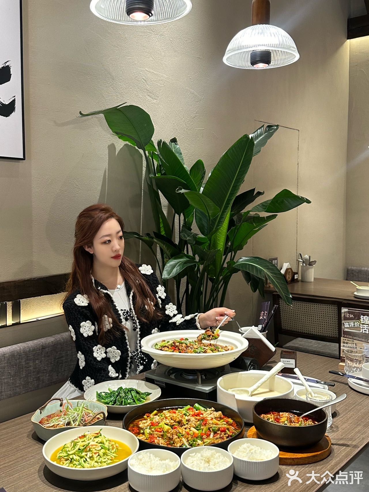  大连的！新晋川菜馆过于费米饭了🍚环境一绝