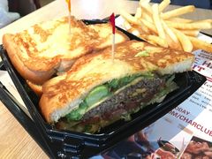 -The Habit Burger Grill 哈比特汉堡(复兴soho店)