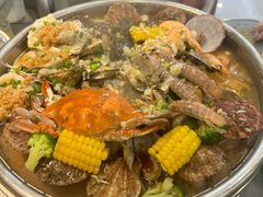 -鑫渔港海鲜本地菜·山海关浑锅(东戴河店)