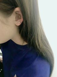 -AI艾耳·专业手工耳洞·穿孔美学馆