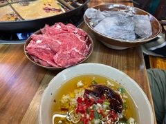 -正南齊北重庆老火锅(光华村直营店)