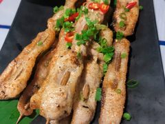 炭烧猪颈肉串-辉记炭烧海鲜大排档·老字号(福田店)