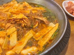 -喇喇排骨火锅·传统韩式脊骨汤(望京西园总店)