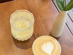 -C.Y Cafe