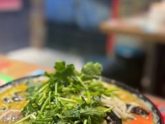 -肥汁米蘭香港米线(定西路店)