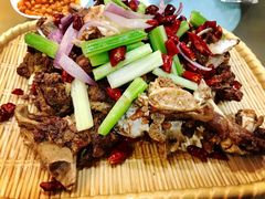 特色剁椒巴骨肉-冯小炒(巴渝大道店)