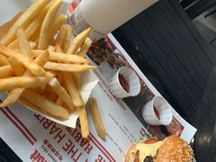-The Habit Burger Grill 哈比特汉堡(爱琴海店)