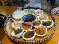 -包整·丝娃娃(一览甲秀楼风景店)