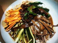 鸡丝凉米线-云海肴·汽锅鸡·云南菜(天津国金汇店)