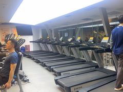 -超鹿运动(达信大厦店)