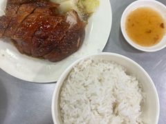 -华香鹅快餐店
