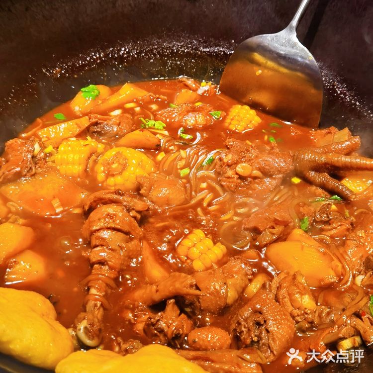 胖小鹅铁锅炖-炖出满满的家的味道