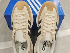 -adidas(滔搏新城吾悦广场店)