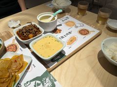 -老乡鸡(上海白玉兰广场店)