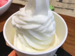 -三佰瑞冻酸奶(凯德MALL店)