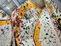 -问山MountQuest攀岩馆