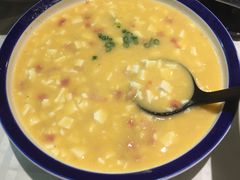 咸蛋黄虾仁豆腐-石头咕(葵蓬店)