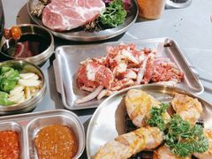 -围炉肉舍•炭烤活鳗•丹东海鲜烤肉(步行街店)