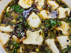 牛肉韭黄酸汤饺子-回坊马二饺子馆