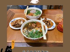 -矮子粉店1985·长沙米粉(湘春路店)