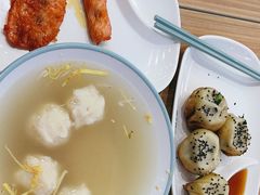 -小杨生煎(金山百联购物中心3楼店)