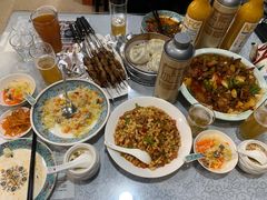 -汗腾格里·风味餐厅(新疆驻京办店)