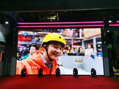 -嗨翻Hi-Fun竞技主题乐园·蹦床亲子生日轰趴(国光1937店)