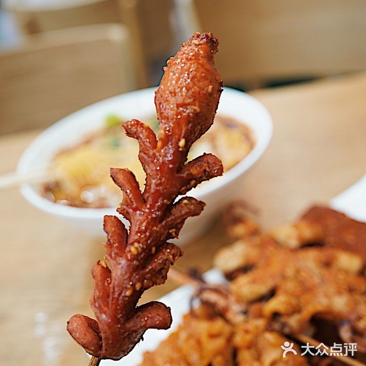 北京|三里屯这家东北炸冷面和麻辣烫牛啊!🍤