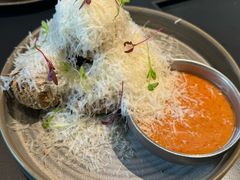 -Ameigo梅果·云贵川bistro(长宁来福士店)