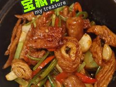 -荟廷·晶萃(陆家嘴尚悦湾店)