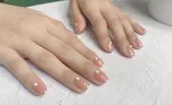 -EAST日式美甲美睫沙龙