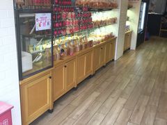 面包甜点陈列柜-味多美(民星路店)