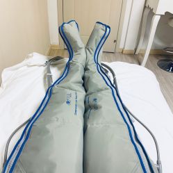 -YooMee优美智能科技美肤机构