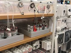-名创优品(海珠乐峰广场店)