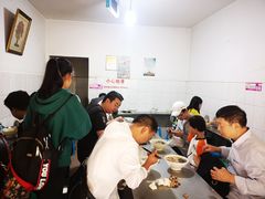 -文山荷鲜居(翠湖店)