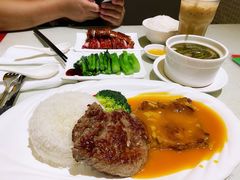 -香港新发烧腊茶餐厅(万象店)