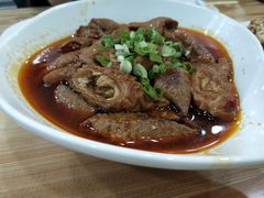 余记肥肠-余丞记川渝面馆(云峰店)