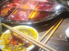 霸王牛肉-红九格老火锅(三峡广场店)