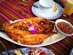 -卷心菜和避孕套餐厅(Pattaya)