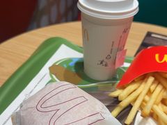 -麦当劳(百联西郊购物中心店)