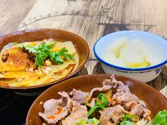 -冯烫烫跷脚牛肉·川菜小馆(武胜西街店)