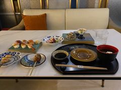 -伍贰赫兹·鮨合·烧鸟高空餐厅