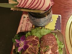 -喜牛烧肉酒场·黑金店(威高广场店)