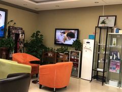 -欢乐口腔(望京分院)