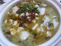 特色酸菜鱼-小菜园新徽菜(南京秦淮龙蟠汇店)