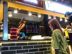 -八一路好吃街(雨田商务大厦店)