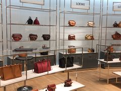 -乐蓬马歇百货公司(Rive Gauche)